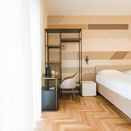 بيت ضيافة Finestra Sul Madre By Dimorra